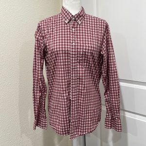 Uniqlo brick red button down shirt